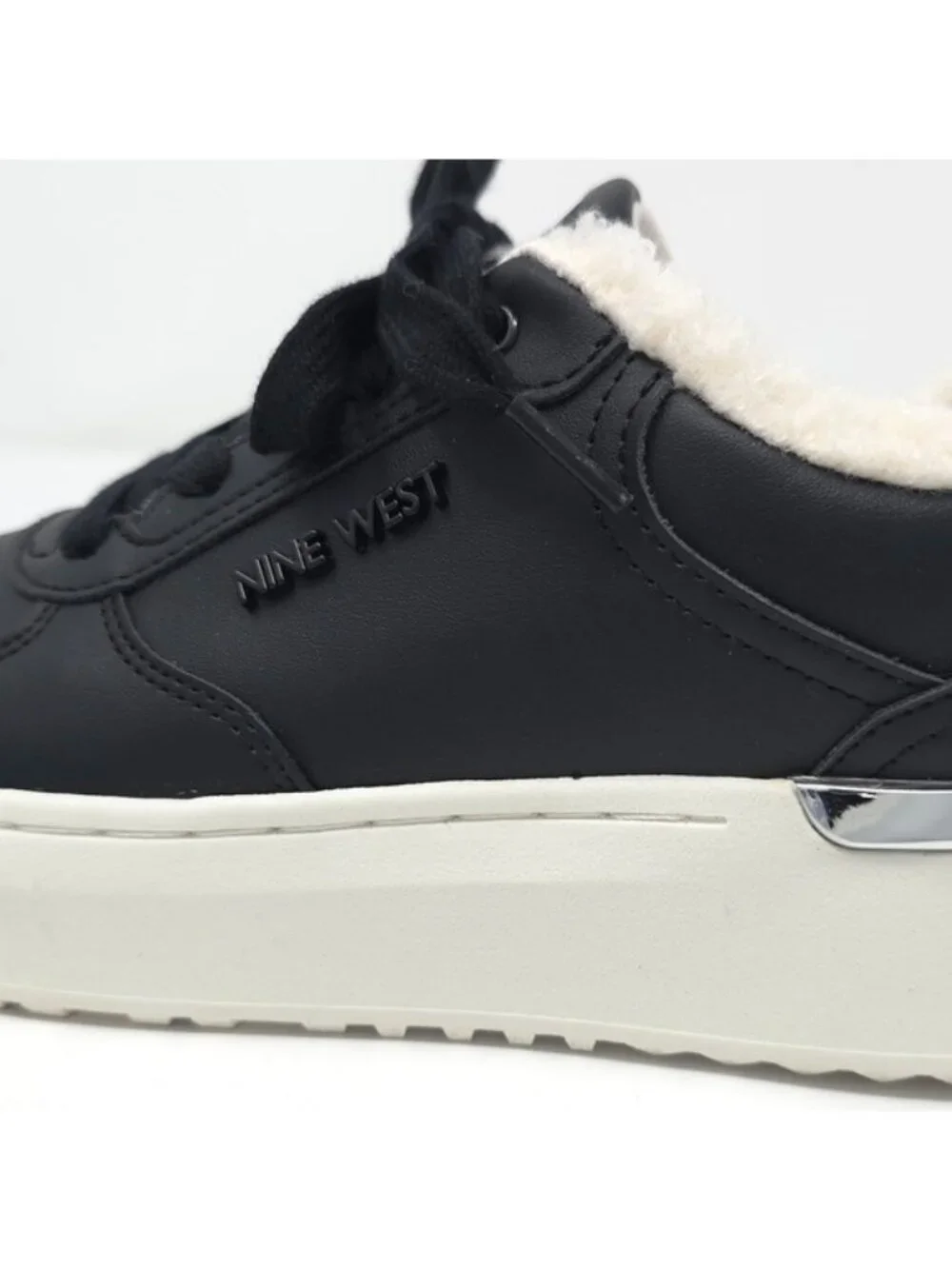 Nine West Black Platform Sneakers with Cream Lined Collar 7M